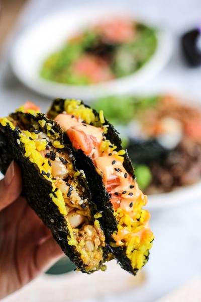 Tamarind Tiger Prawns & Spicy Mayo Salmon Nori Taco