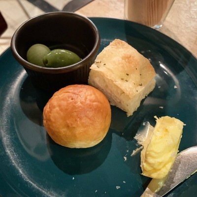 Complementary bread