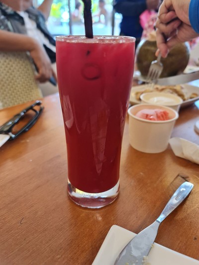 อาหาร หรือ เครื่องดื่ม