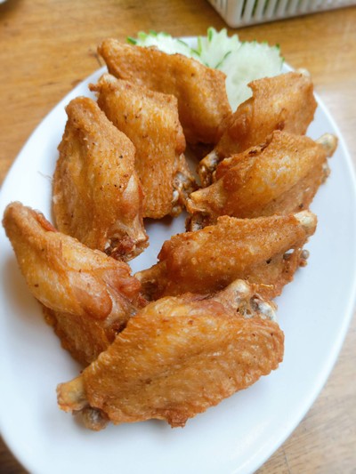 ปีกไก่ทอด