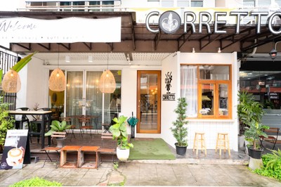 หน้าร้าน CORRETTO คอเร็ทโต้ สาขาพัฒนาการคูขวาง ตลาดเสาร์อาทิตย์ นครศรีธรรมราช