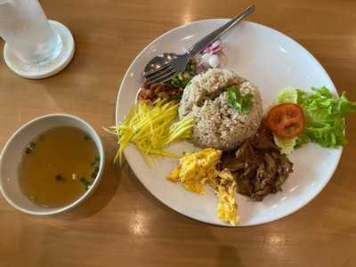 ข้าวคลุกกะปิ