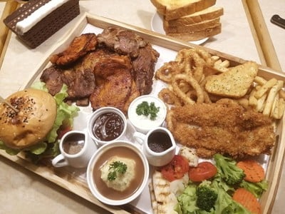 เมนูของร้าน ภูเลย Restaurant ถนนร่วมใจ