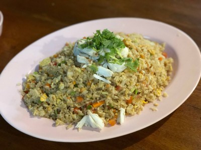 ข้าวผัดปู