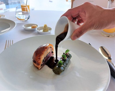 อาหาร หรือ เครื่องดื่ม