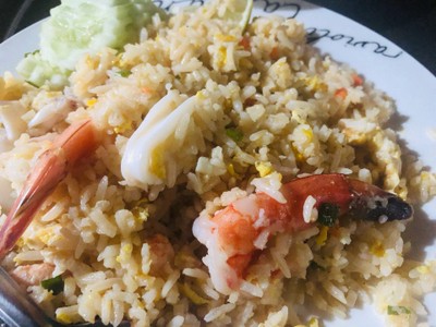 ข้าวผัดทะเล