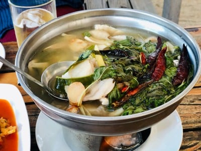 ต้มยำเนื้อปลากระพงน้ำใส