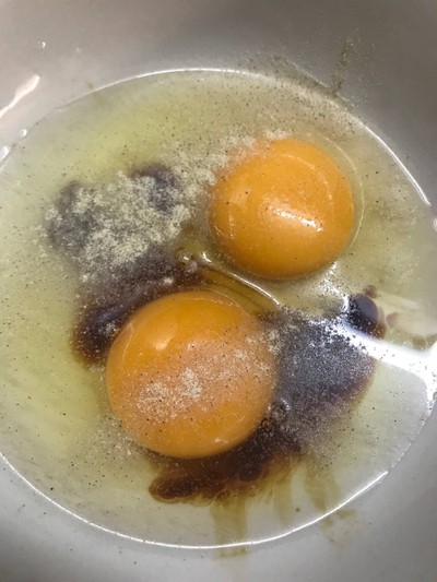 วิธีทำ ข้าวไข่เทอร์ทาโด กุ้งกระเทียม 