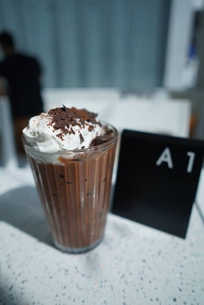 เมนูของร้าน Lowbattery Coffee (คู้บอน26)