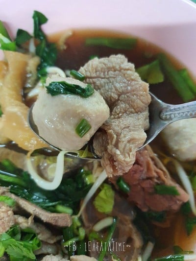 เกาเหลาเนื้อรวมพิเศษ