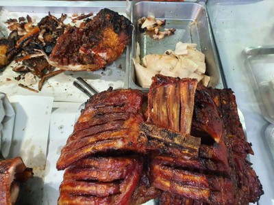 อาหาร หรือ เครื่องดื่ม