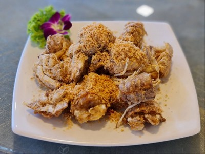 กั้งทอดกระเทียม