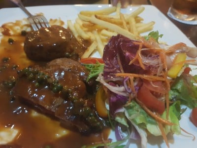 สเต็กเนื้อ