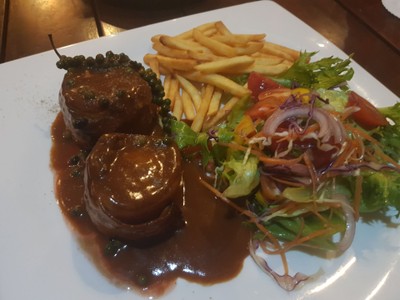 สเต็กเนื้อทูนาโด