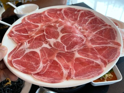 สันคอหมูสไลด์