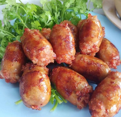 ใส้กรอกอีสานไก่ย่างชุดเซ็ท