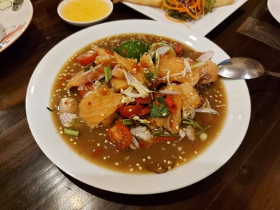 อาหาร หรือ เครื่องดื่ม