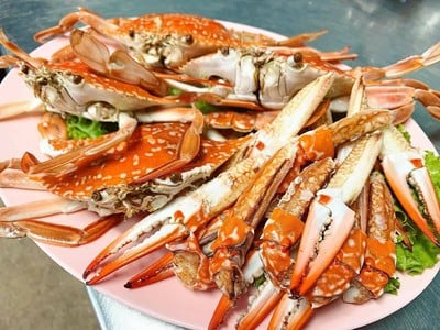 ครัวไข่มุก สะพานปลา ชะอำ