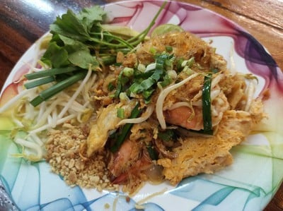 ผัดไทยวุ้นเส้นกุ้งสด