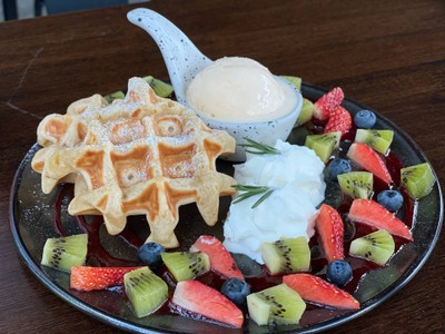 Axotic Cafe