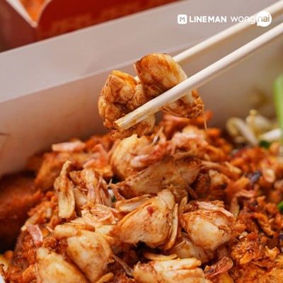 ผัดไทยคุณชู เส้นมะละกอ - ปูก้อน