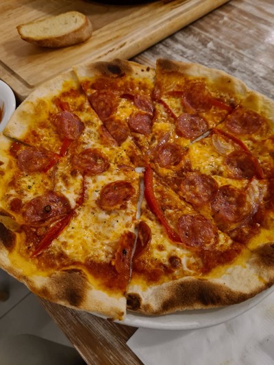 พิซซ่าเปปเปอโรนี