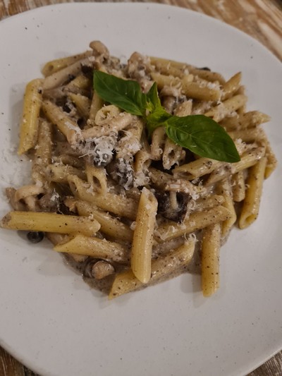 penne mushroom with truffle oli sauce