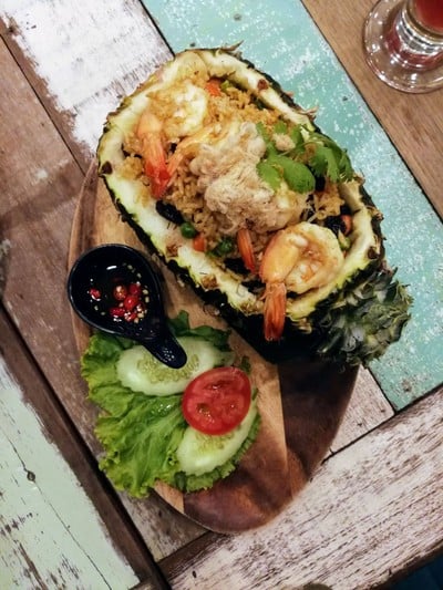 ข้าวผัดสับปะรด