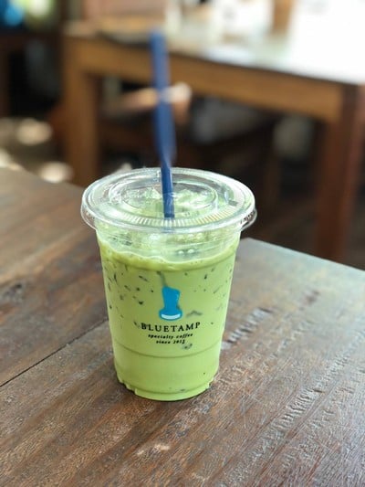 Bluetamp Cafe ประดิษฐ์มนูธรรม