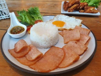 ข้าว Chicken Toast