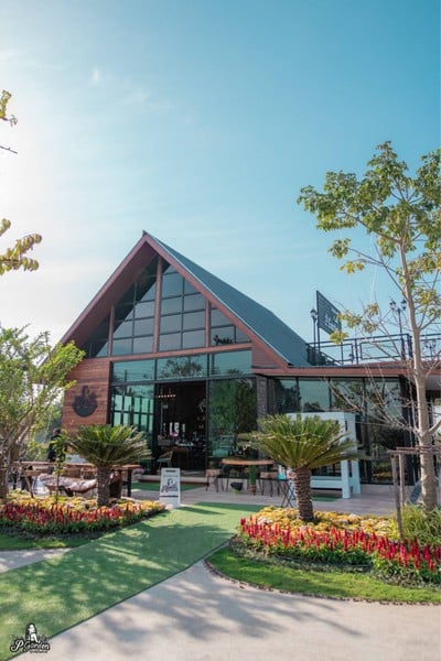 P.Garden cafe พีการ์เด้นคาเฟ่ อุทัยธานี P.Garden cafe พีการ์เด้นคาเฟ่ อุทัยธานี