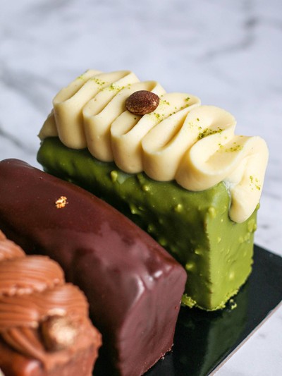 MATCHA Cake
