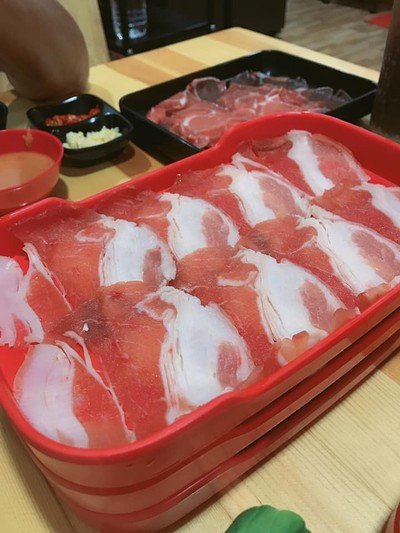 อาหาร หรือ เครื่องดื่ม