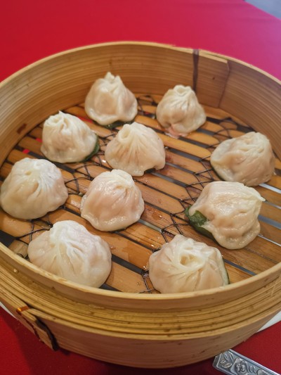 เสี่ยวหลงเปา (แช่แข็ง)