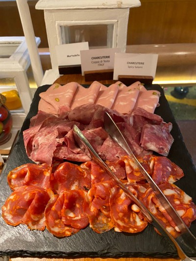 COLD CUT