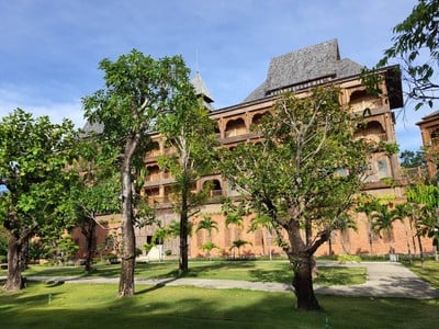 บริเวณโดยรอบ