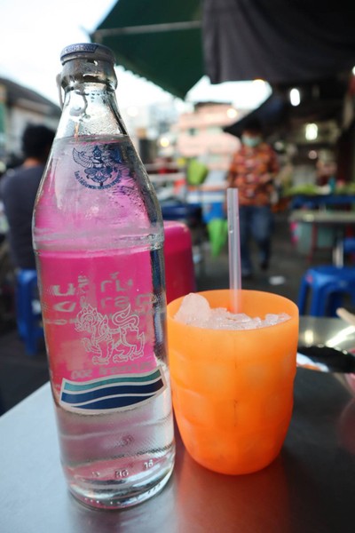 น้ำเปล่า