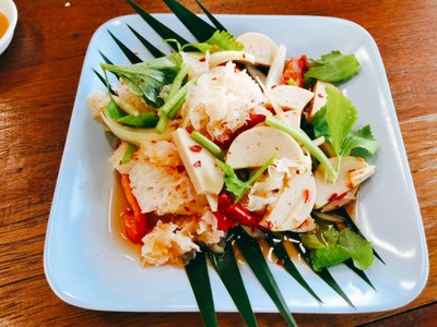 ยำหมูยอ