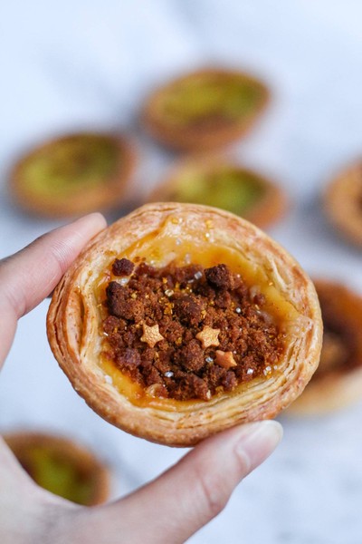 Gingerbread Egg Tart