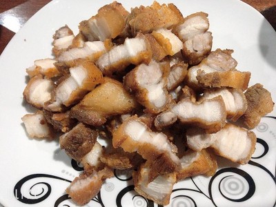 หมูสามชั้นทอดน้ำปลา