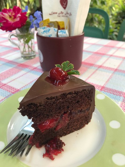 BLACK FOREST CAKE