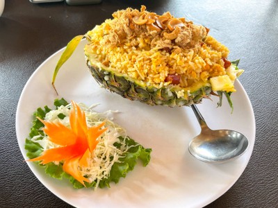 ข้าวอบสับปะรด