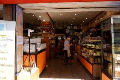 ตะลอนท่าน้ำนนทบุรี หาของกินเป็นงานหลัก