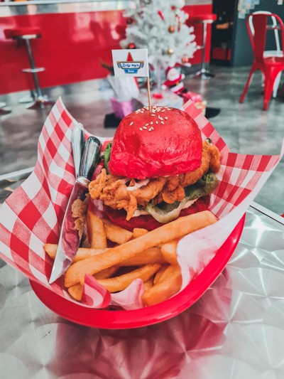 อาหาร หรือ เครื่องดื่ม