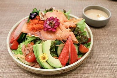 อาหาร หรือ เครื่องดื่ม