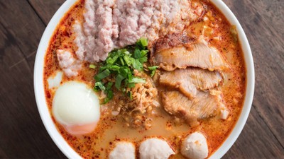 ก๋วยเตี๋ยวเตาถ่านออนเซ็น อารีย์ ก๋วยเตี๋ยวเตาถ่านออนเซ็น อารีย์