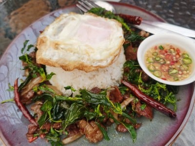 Cafe De’ River