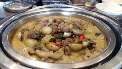 อาหาร หรือ เครื่องดื่ม