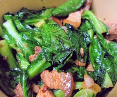 ผัดคแหนหมูสามชั้น