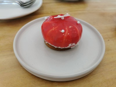 อาหาร หรือ เครื่องดื่ม